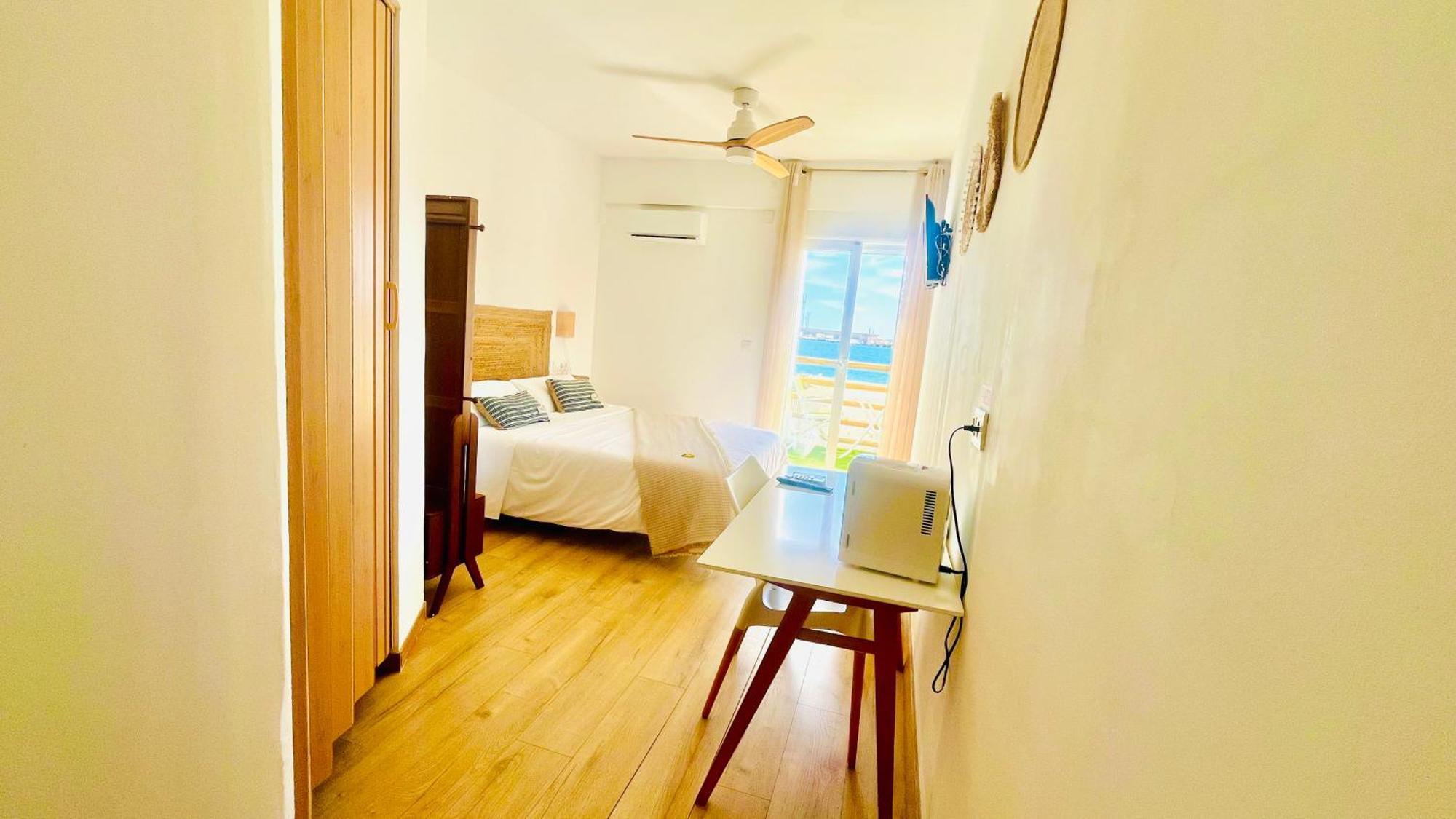 גרוצ'ה Hostal Playa Dreams Nautico Adults מראה חיצוני תמונה