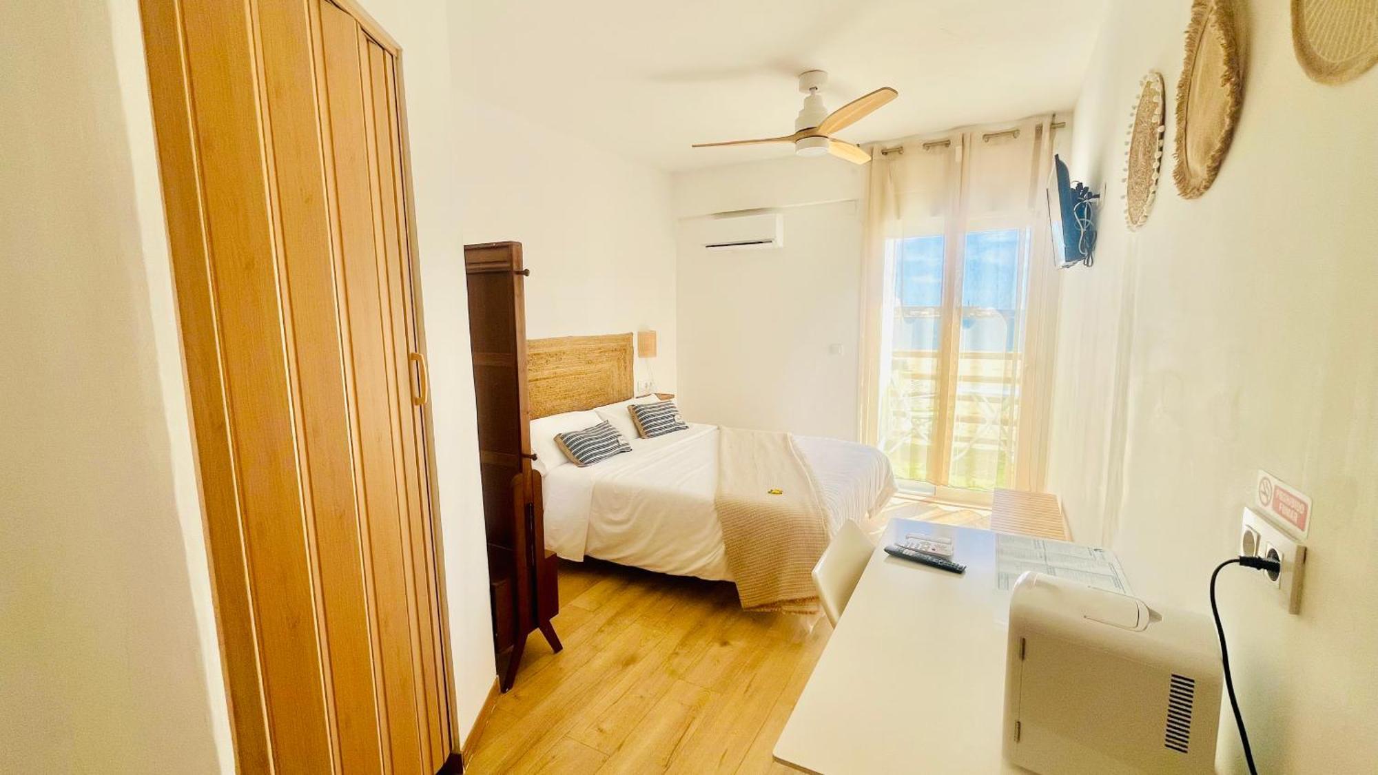 גרוצ'ה Hostal Playa Dreams Nautico Adults מראה חיצוני תמונה